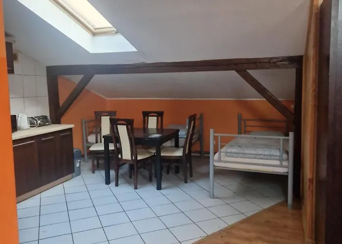 Hostel Pracownicze Wojtek *